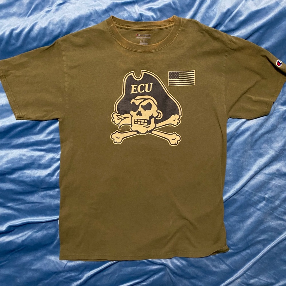 Champion East Carolina University ECU Pirates T-Shirt Mens Green Military Flag